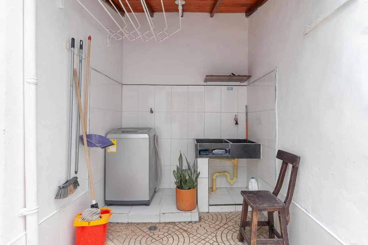 Guest house Prado Centro Hostal Medellin Colombia